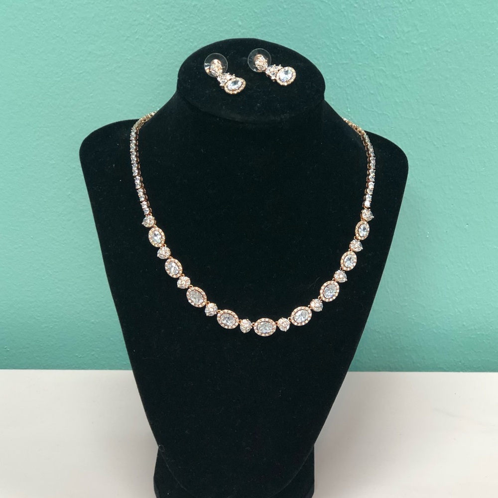 Necklace & Earring Set